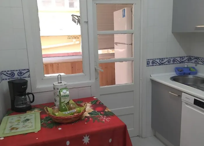 Acogedor Y Luminoso Piso Centrico Lägenhet